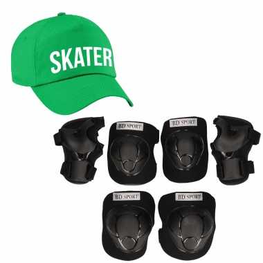 Set van valbescherming voor kinderen maat l / 9 tot 10 jaar met een stoere skater pet groen