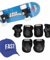 Skateboard set voor kinderen l 9 10 jaar valbescherming fast pet skateboard met print 43 cm blauw