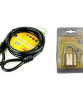 Staalkabel geisoleerd 1 5 m met hangslot 38 mm